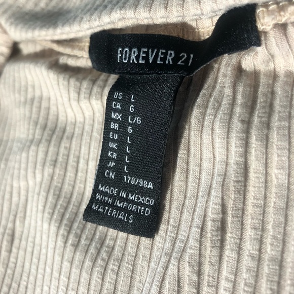 Forever 21 cream tshirt size large - Picture 3 of 3